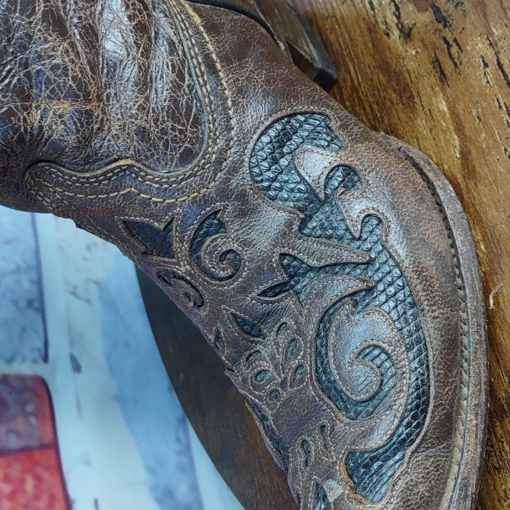Corral Distressed Brown Embroidered Heeled Boots - Picture 11 of 15
